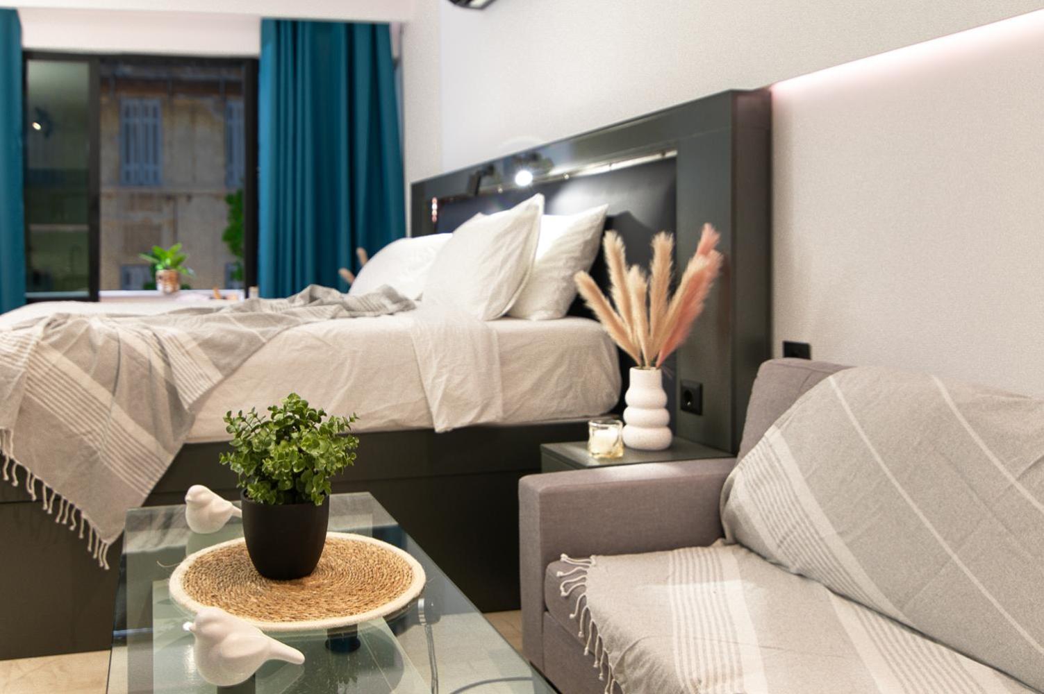 Апартаменти 25 Dikaiosinis Ave. Heraklion  Екстер'єр фото
